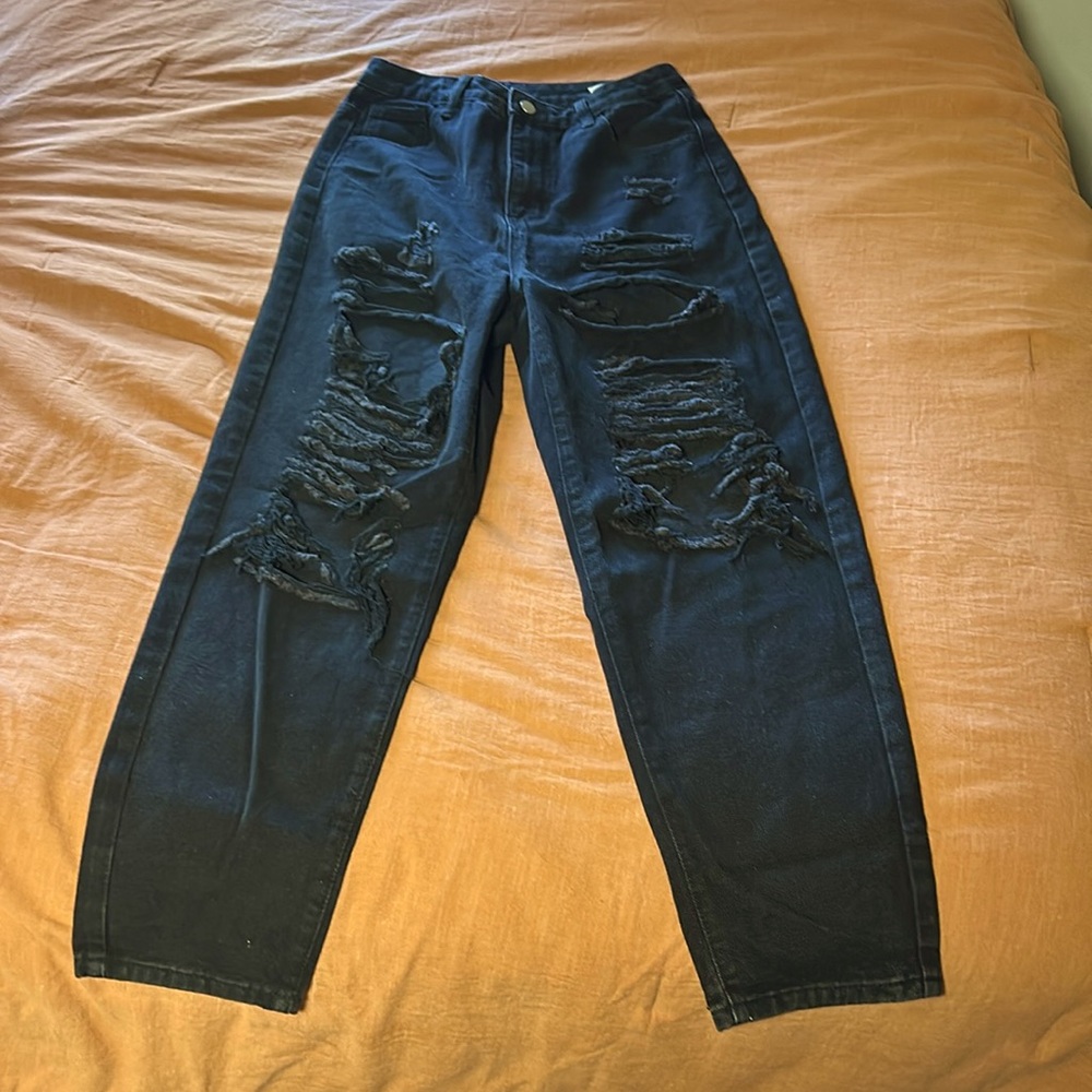 Black Distressed Jeans